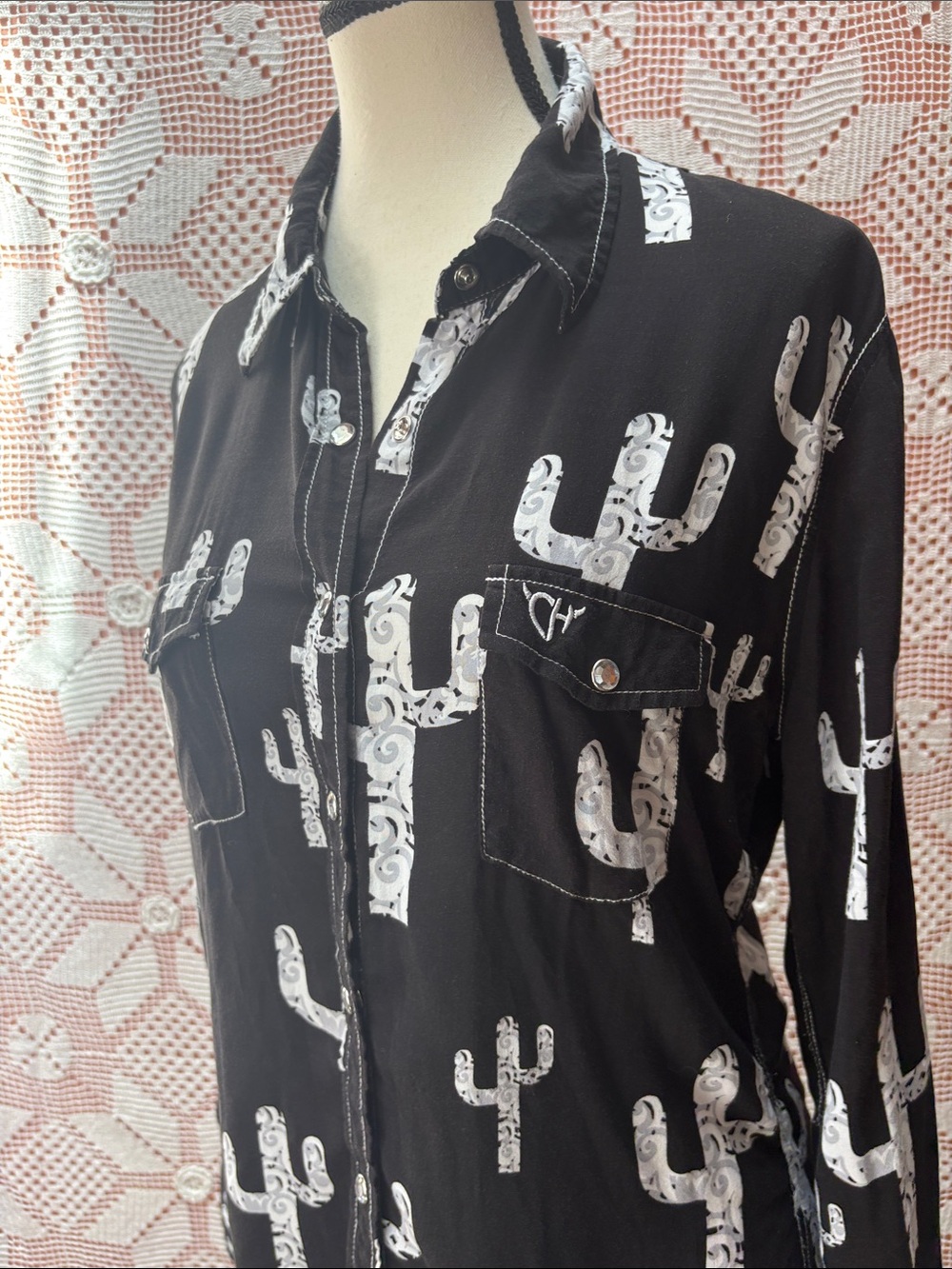 Cowgirl Hardware | Cactus Print Western Snap Front Top - Picture 9 of 9